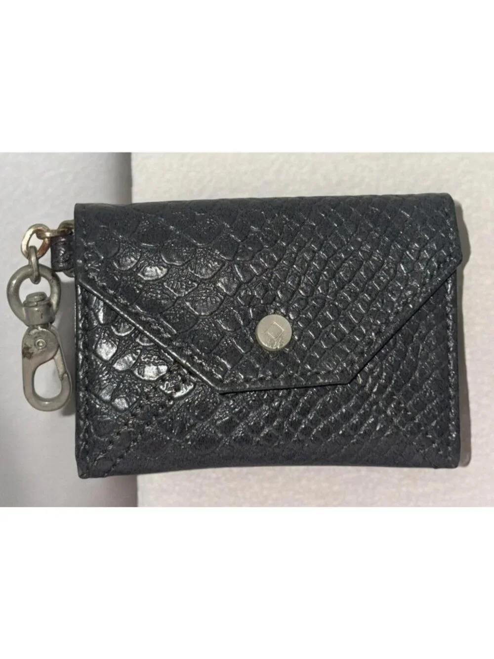 Jewel By Thirty-One Faux Leather Wallet With Textured Finish